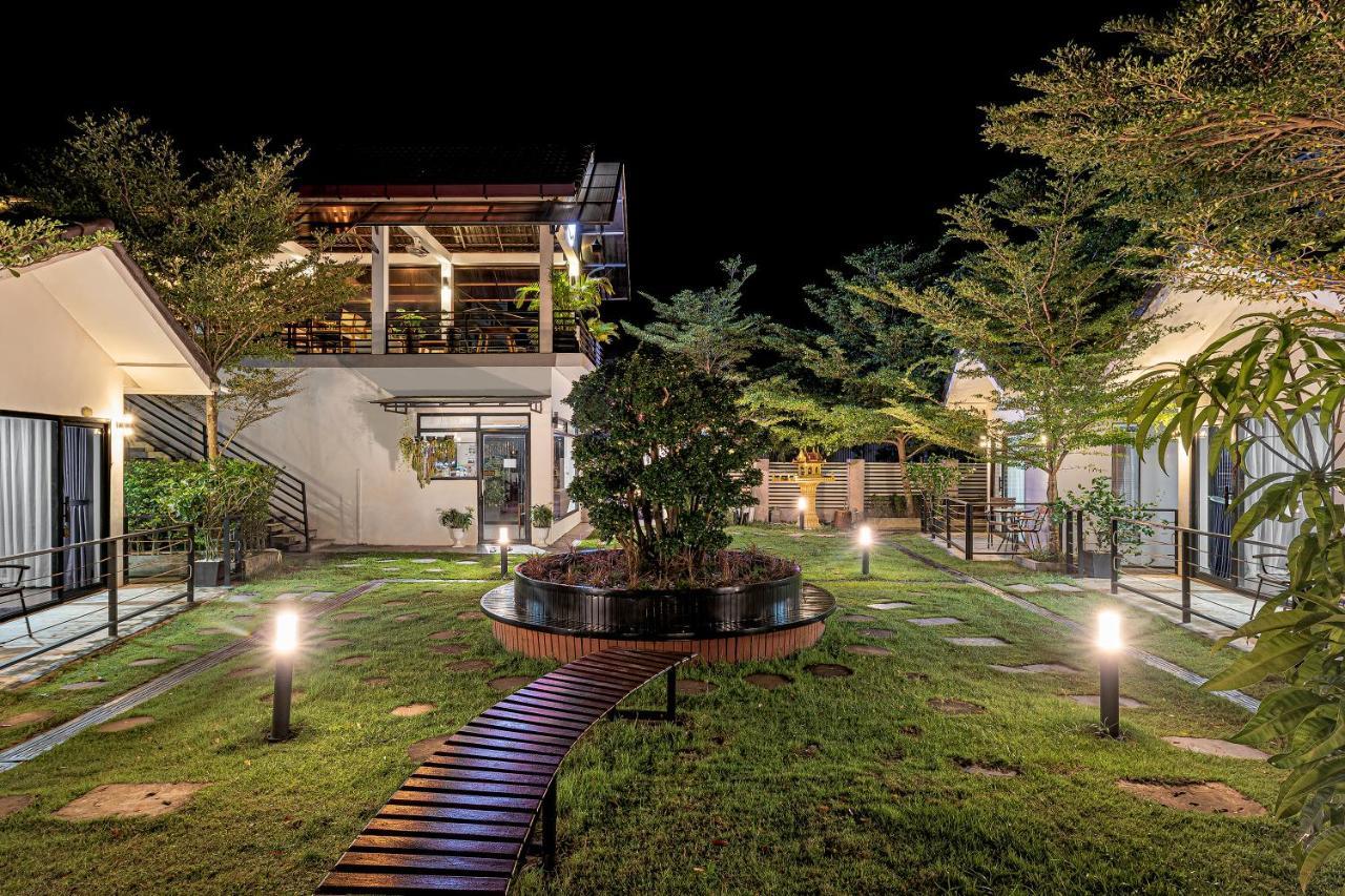 Sandy Clay Bungalows Sihanoukville Exterior foto
